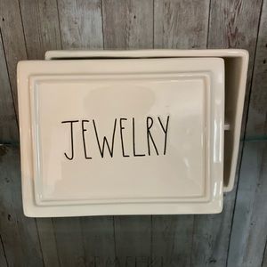 💛💛💛Rae Dunn jewelry box 💛💛💛